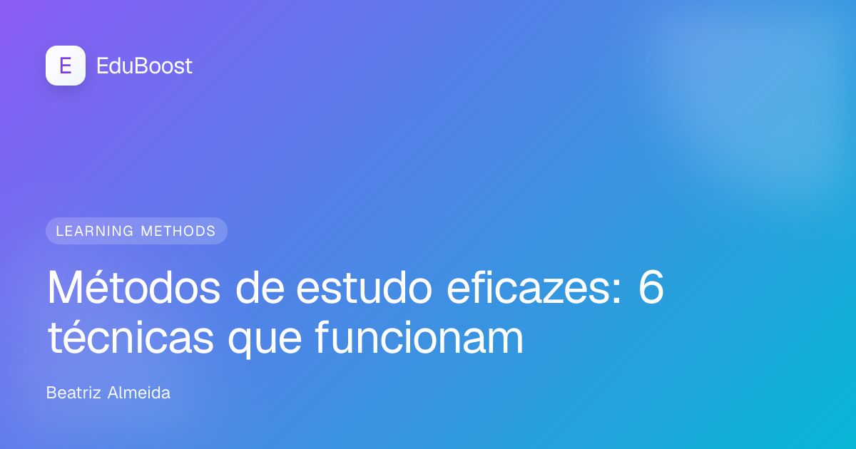 Mesa de estudo organizada com caderno, canetas de cores e mapa mental visível