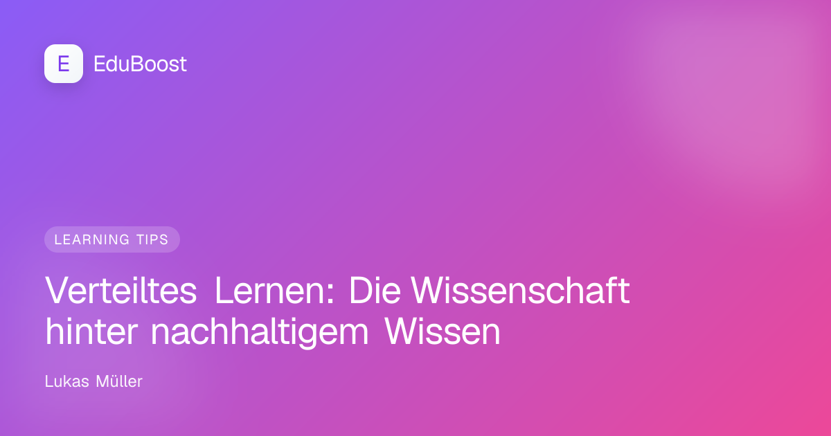 Schüler beim Lernen mit geordneten Notizen und Karteikarten